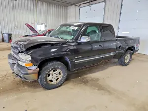 Chevrolet Silverado 1500 4.8L 8 2002