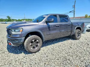 RAM 1500 5.7L 8 2019