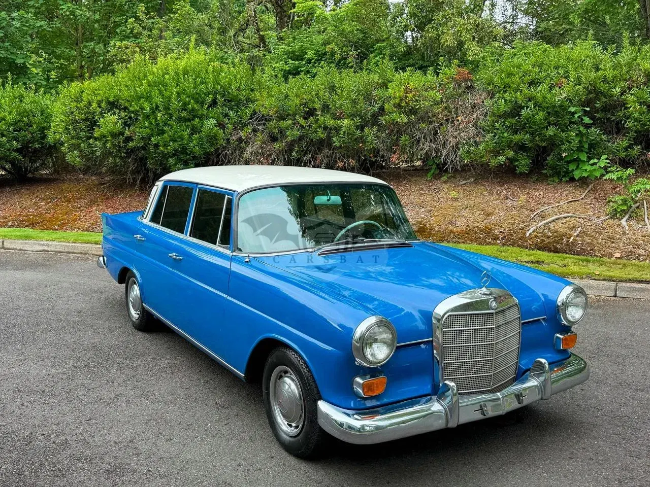 Mercedes-Benz 230 1966