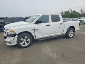 RAM 1500 5.7L 8 2015
