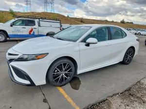 Toyota Camry 2.5L 4 2021