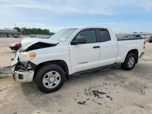 Toyota Tundra 4.6L 8 2015