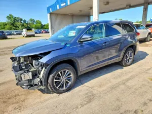 Toyota Highlander 3.5L 6 2019