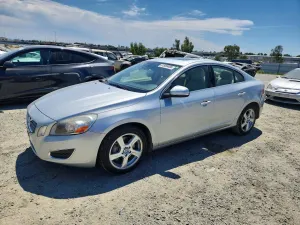 Volvo S60 2.4L 5 2012