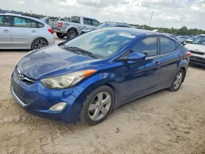 Hyundai Elantra 1.8L 4 2013