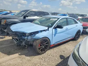 Hyundai Elantra 2.0L 4 2023
