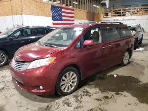 Toyota Sienna 3.5L 6 2011