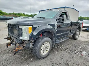 Ford F-350 6.7L 8 2017