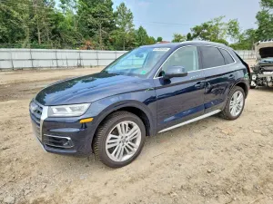 Audi Q5 2.0L 4 2019