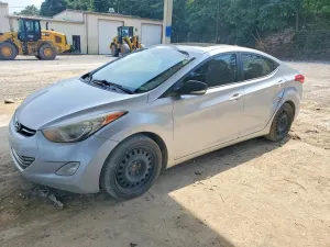 Hyundai Elantra 1.8L 4 2012