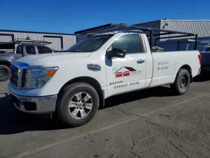 Nissan Titan 5.6L 8 2017