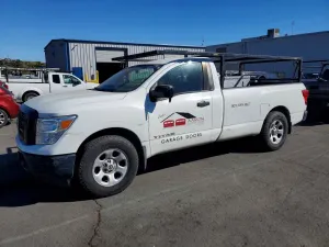 Nissan Titan 5.6L 8 2017