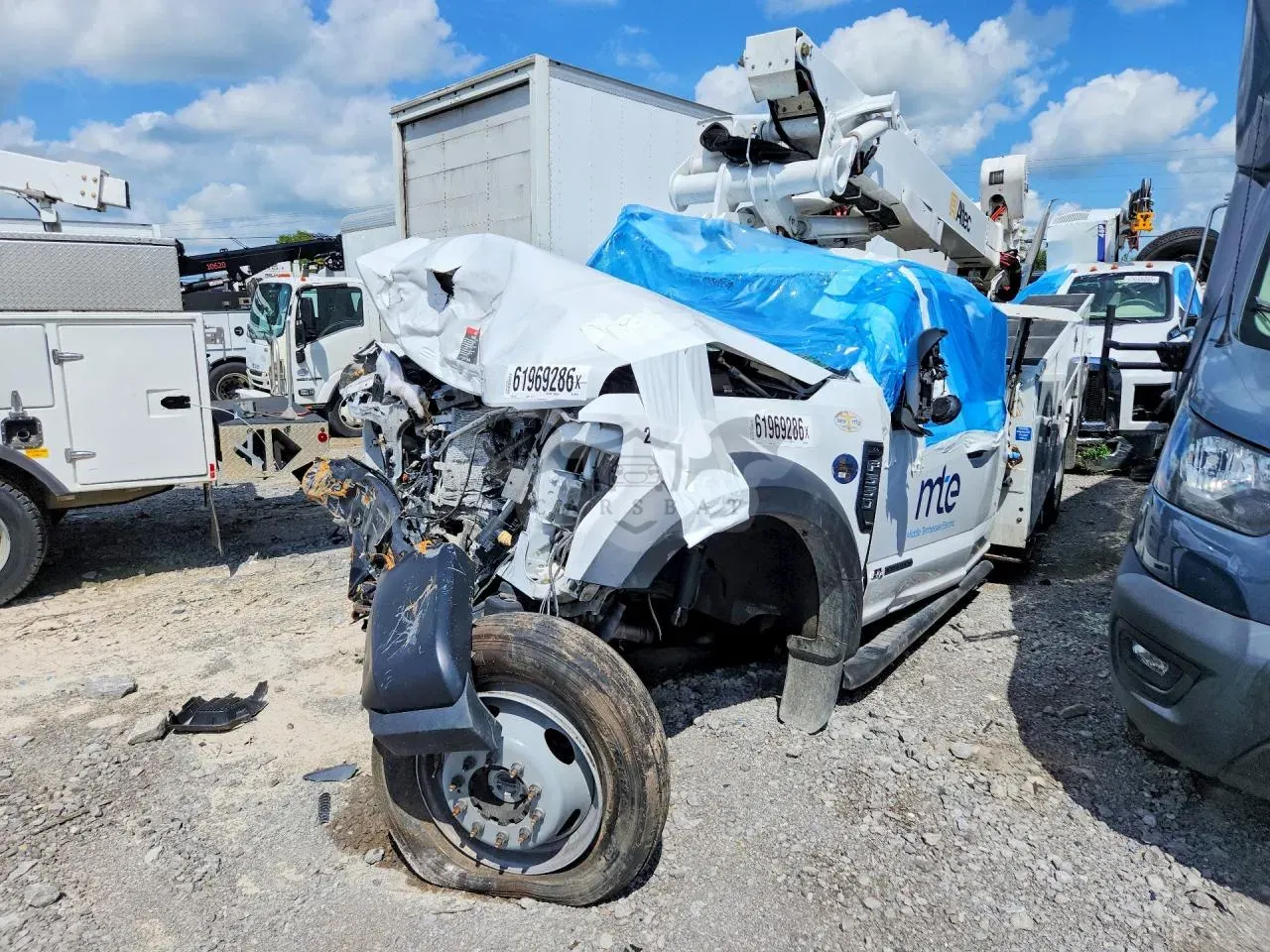 Ford F550 6.7L 8 2021