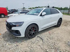 Audi Q8 3.0L 6 2020