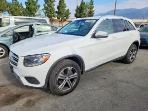 Mercedes-Benz GLC 2.0L 4 2016