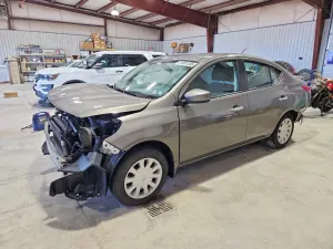 Nissan Versa 1.6L 4 2017