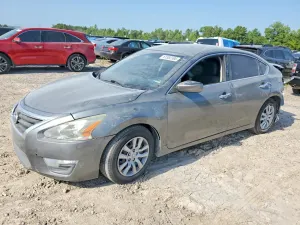 Nissan Altima 2.5L 4 2015