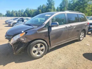 Toyota Sienna 3.5L 6 2019