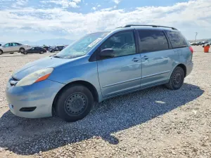 Toyota Sienna 3.5L 6 2009