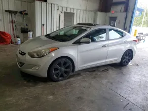 Hyundai Elantra 1.8L 4 2013