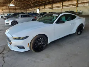 Ford Mustang 2.3L 4 2025