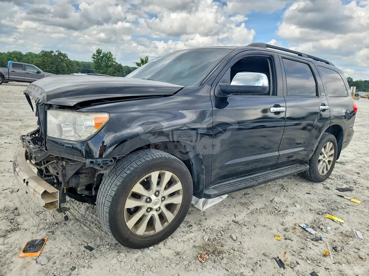 Toyota Sequoia 5.7L 8 2013