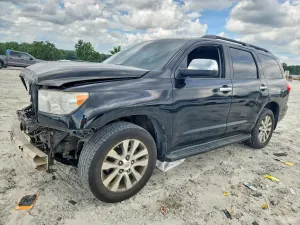 Toyota Sequoia 5.7L 8 2013