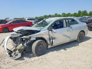 Toyota Corolla 1.8L 4 2013