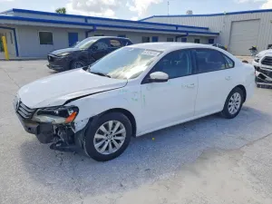 Volkswagen Passat 1.8L 4 2015