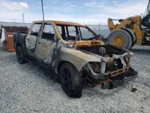 RAM 1500 3.6L 6 2021
