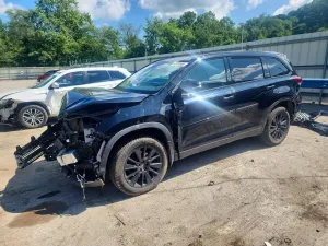 Toyota Highlander 3.5L 6 2019