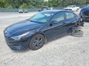 Hyundai Elantra 2.0L 4 2022