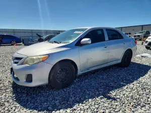 Toyota Corolla 1.8L 4 2013