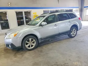 Subaru Outback 2.5L 4 2013