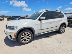 BMW X5 3.0L 6 2011