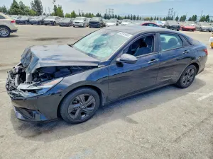Hyundai Elantra 2.0L 4 2021