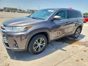 Toyota Highlander 3.5L 6 2019