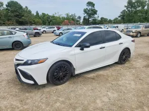 Toyota Camry 2.5L 4 2021