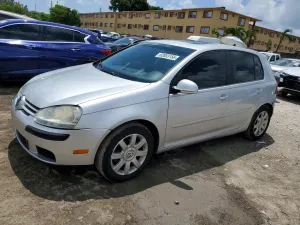 Volkswagen Golf 2.5L 5 2009