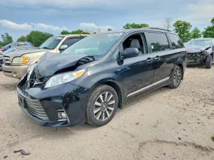 Toyota Sienna 3.5L 6 2018