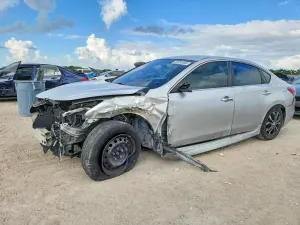 Nissan Altima 2.5L 4 2015