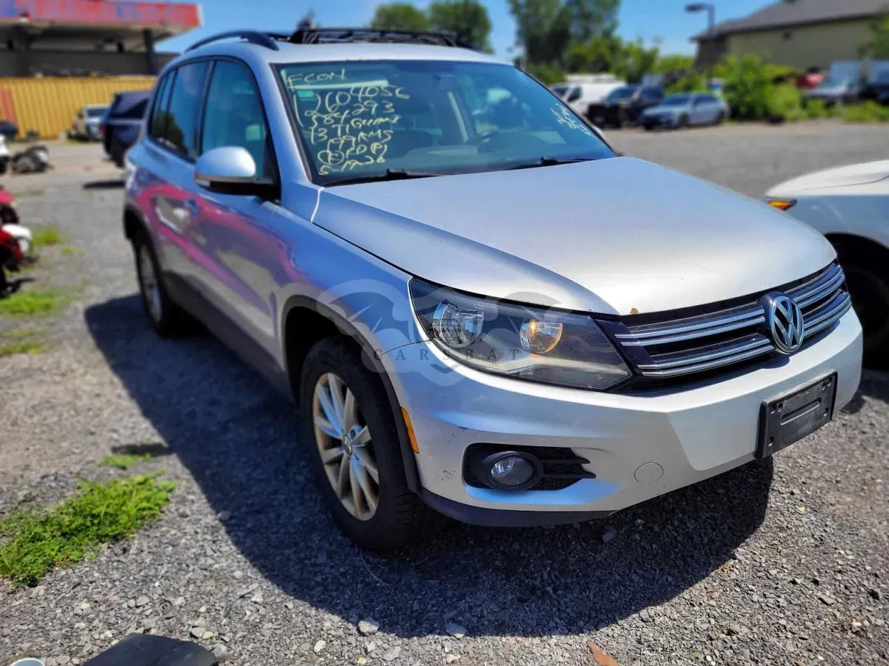 Volkswagen Tiguan 2.0L 4 2013