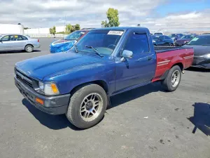 Toyota Hilux 2.4L 4 1993