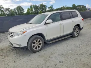Toyota Highlander 2.7L 4 2013