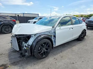 Honda Civic 2.0L 4 2024