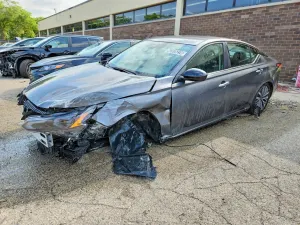 Nissan Altima 2.5L 4 2025