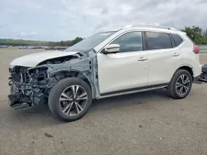 Nissan Rogue 2.5L 4 2020