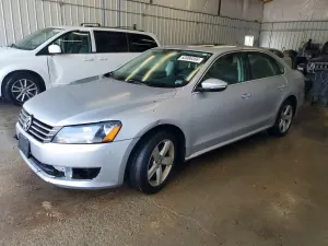 Volkswagen Passat 2.0L 4 2012
