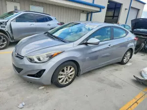 Hyundai Elantra 1.8L 4 2015