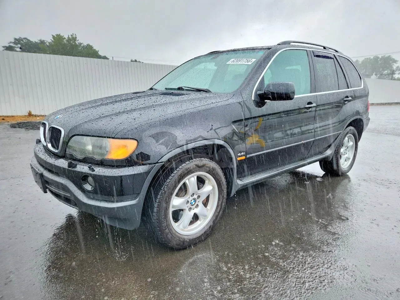 BMW X5 4.4L 8 2003
